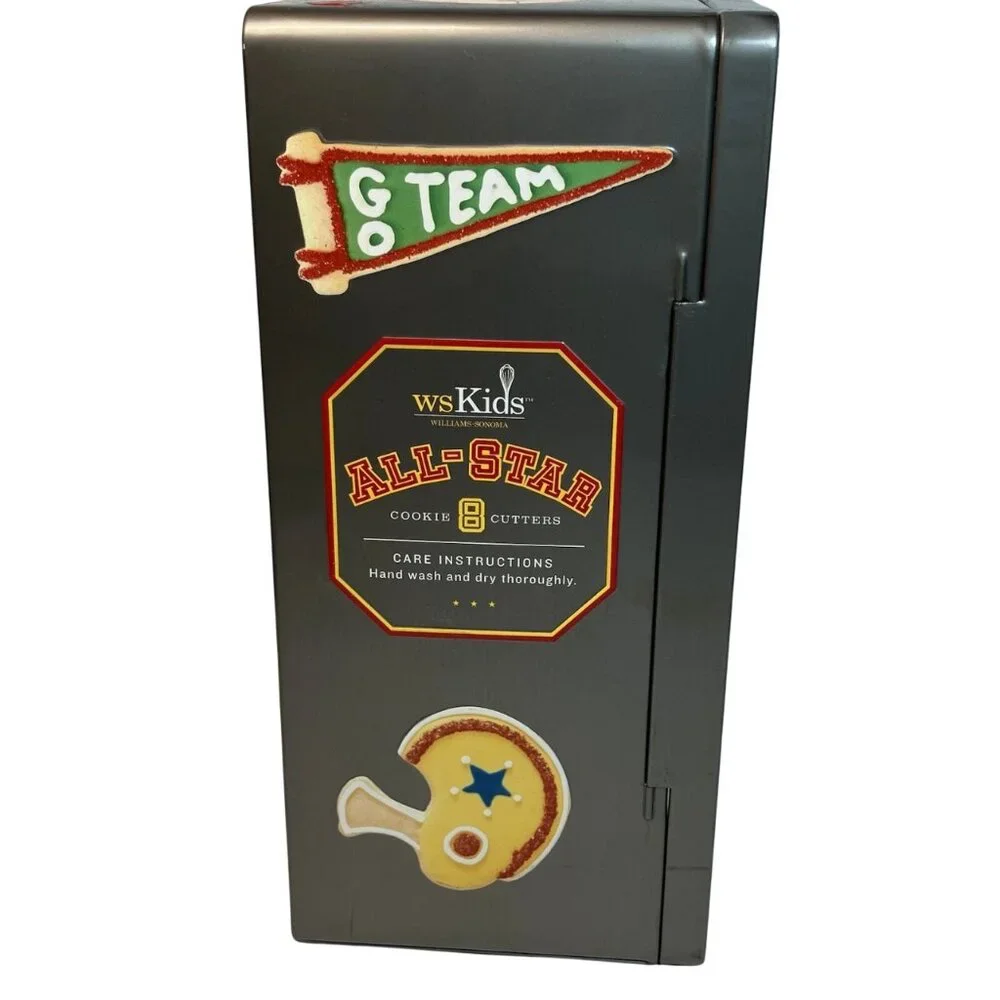 Williams Sonoma Set 8 All Star Sports Cookie Cutters Recipe RARE NIB